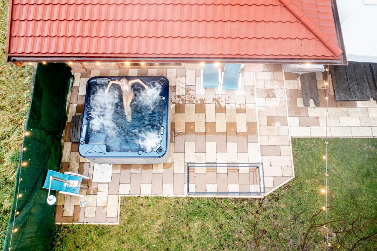 Villa Diva Budureasa ภายนอก รูปภาพ